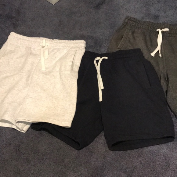 3 H&M SHORTS SIZE SMALL